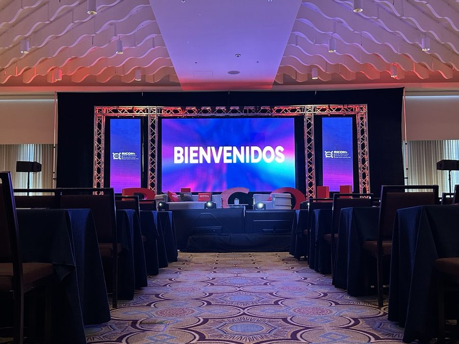 Montaje y experiencia real de Jan Music Entertainment